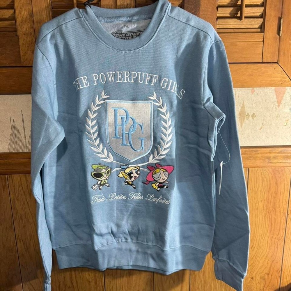 Powerpuff Girls BoxLunch Regal‎ Paris Embroidered Crewneck Sweatshirt Blue MD